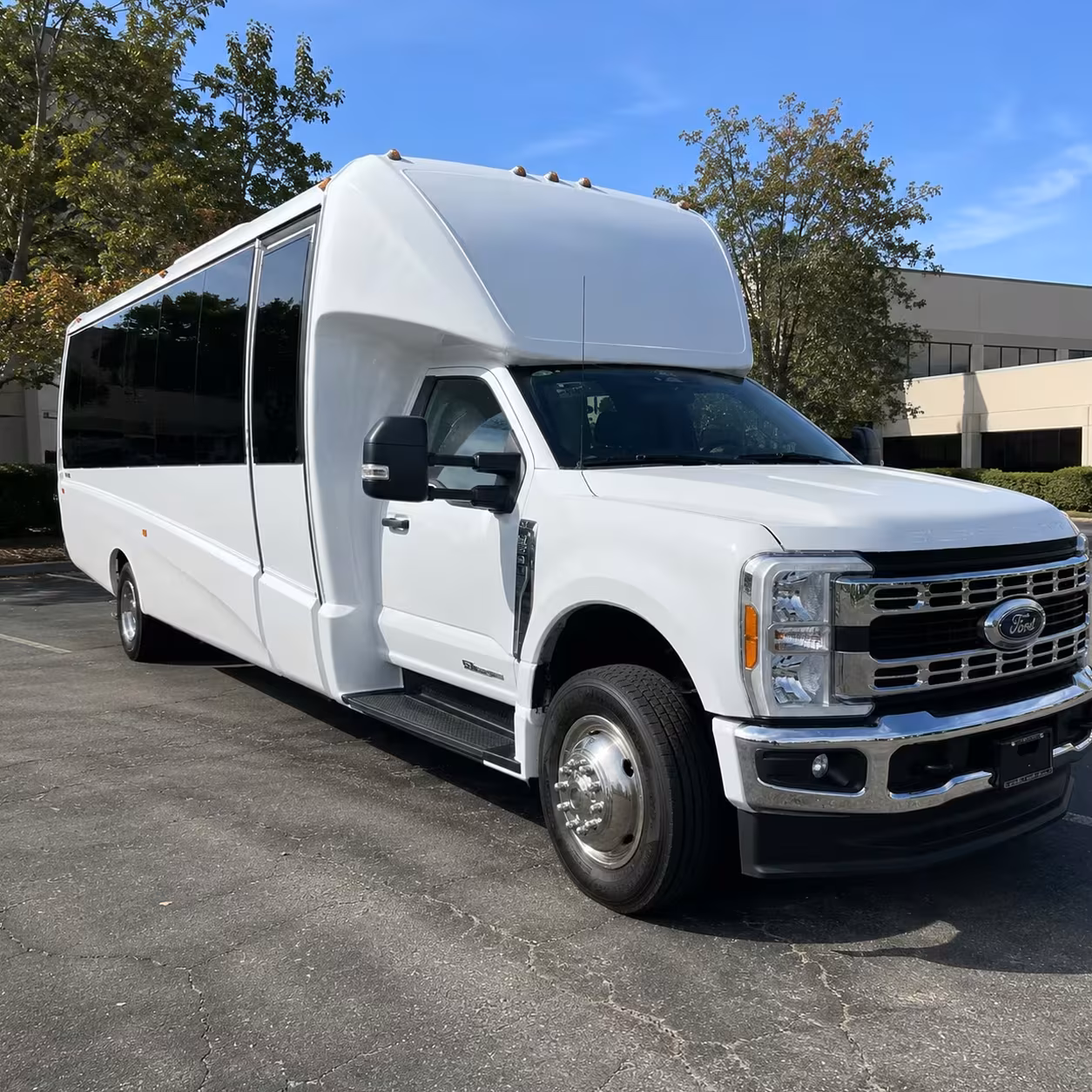 15 passenger minibus
