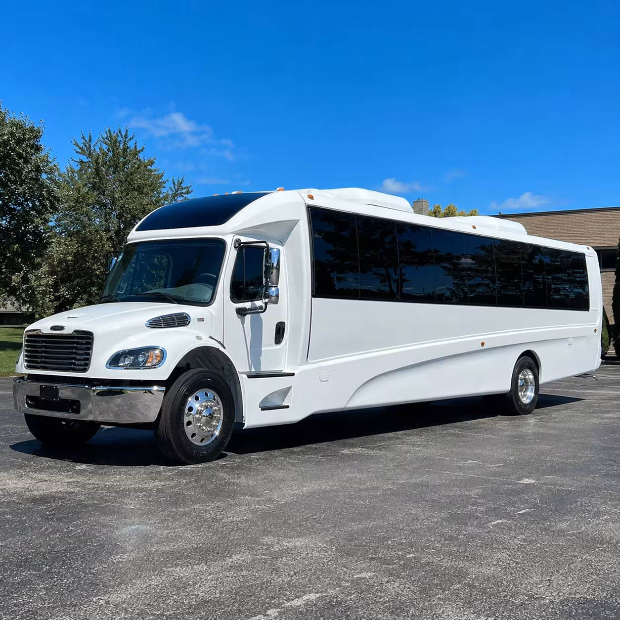 chandler minibus and motorcoach rentals for any team size