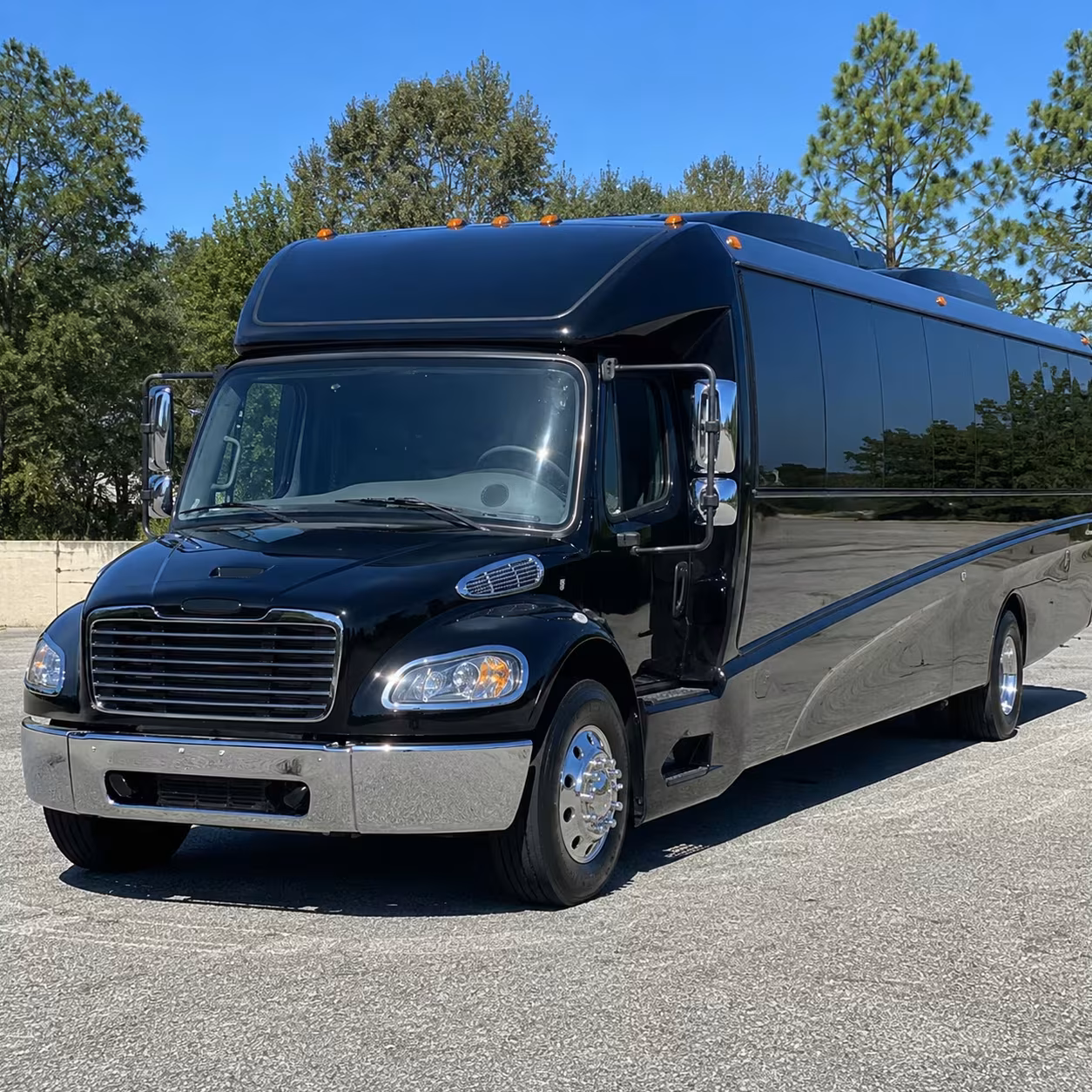 chandler minibus rentals for mesa gateway airport trips